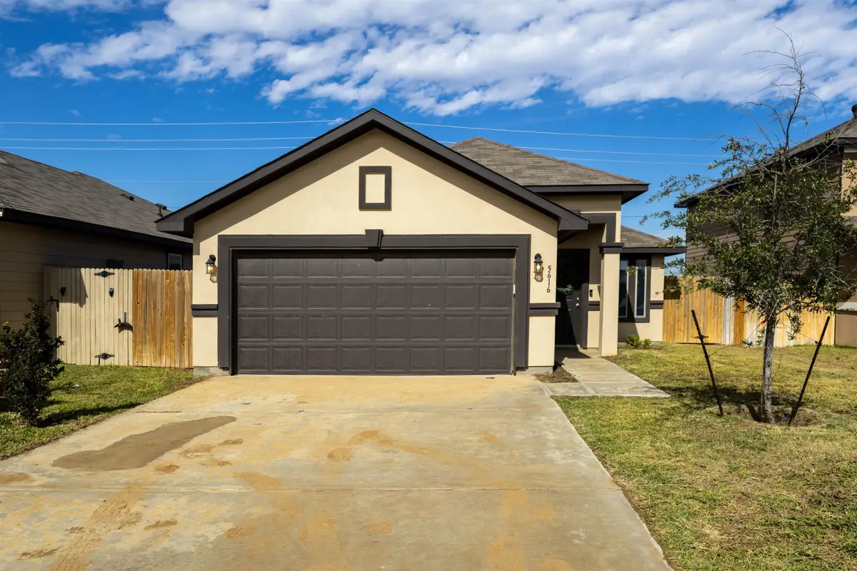 5616 Lone Star Loop, Laredo, TX 78046 - Image #1