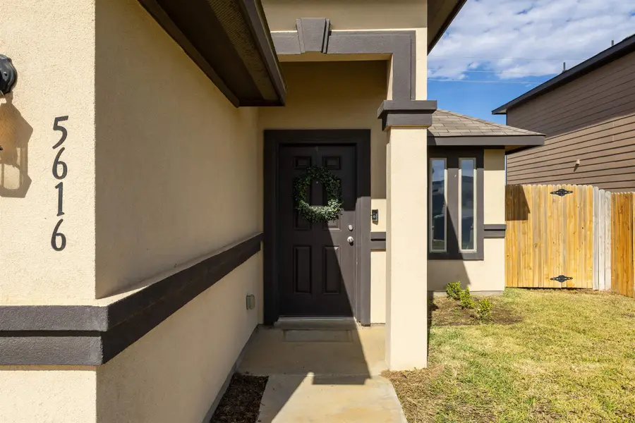 5616 Lone Star Loop, Laredo, TX 78046 - Image #3