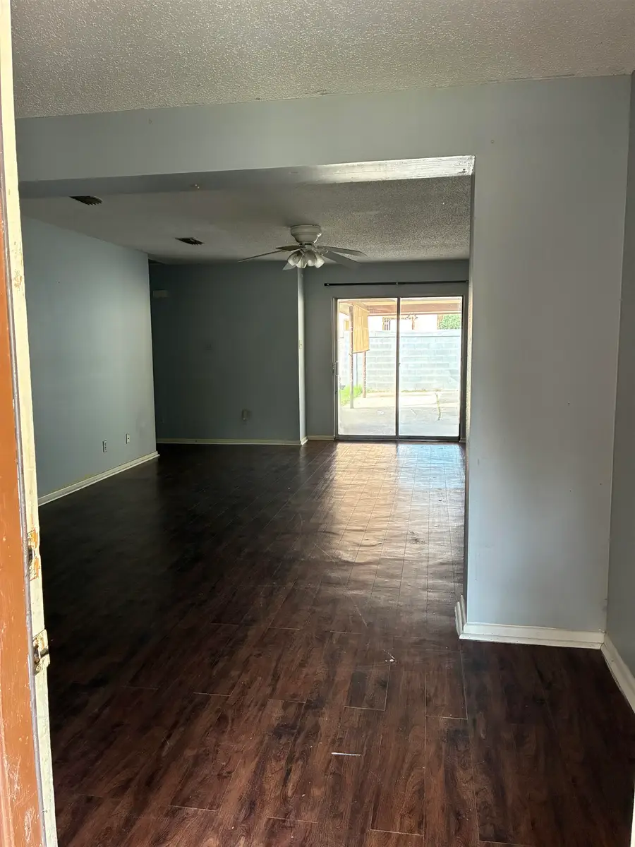 9532 Canvasback Dr, Laredo, TX 78045 - Image #2