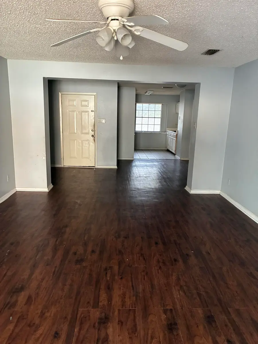 9532 Canvasback Dr, Laredo, TX 78045 - Image #3