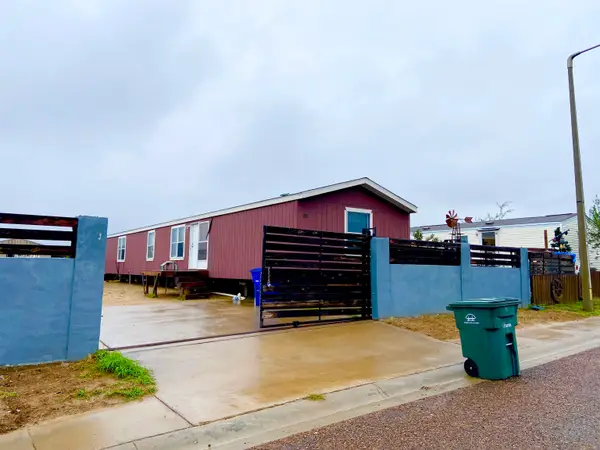 2711 Slowriver Ct, Laredo, TX 78046