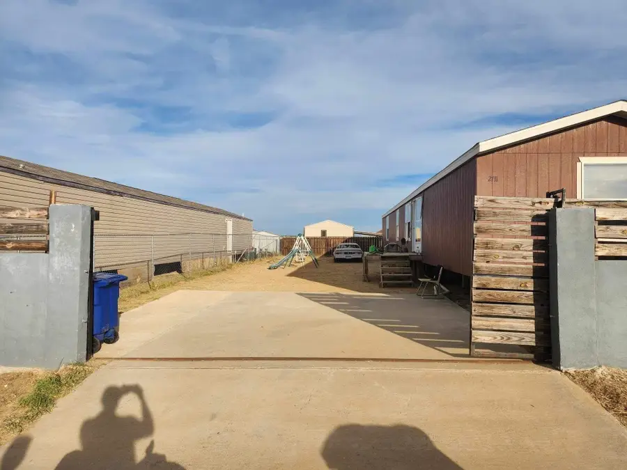 2711 Slowriver Ct, Laredo, TX 78046 - Image #3