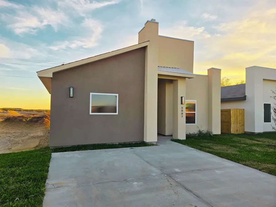 5007 Carambola Ln., Laredo, TX 78046 - Image #2