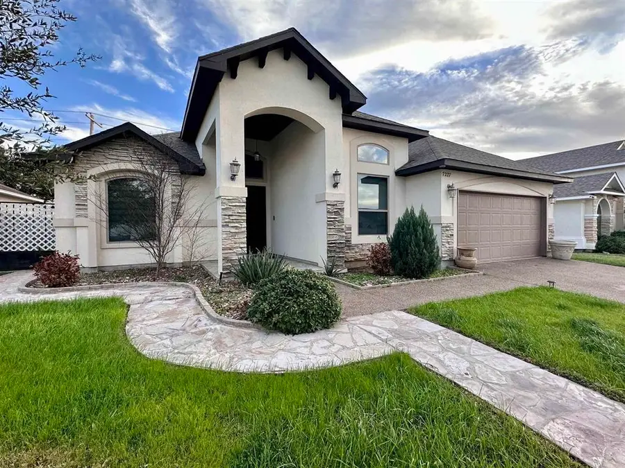 7227 Sylvia Plath Dr, Laredo, TX 78041-0000 - Image #3