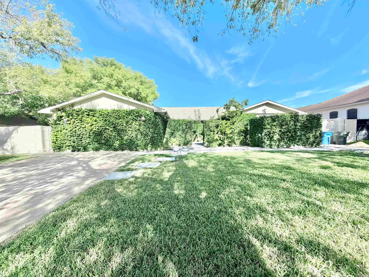 205 McPherson Dr, Laredo, TX 78045 - Image #1