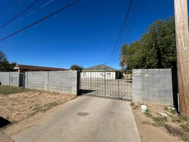 1446 Orquidia Ln E, Rio Bravo, TX 78046 - Image #1