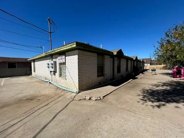 1446 Orquidia Ln E, Rio Bravo, TX 78046 - Image #2