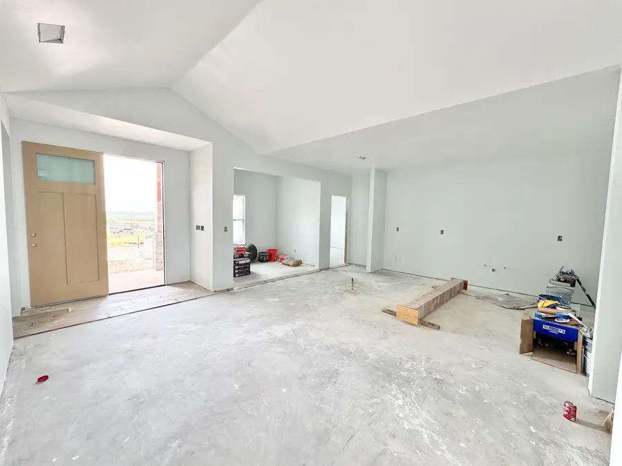 2138 Sunset Dr, Zapata, TX 78076 - Image #3