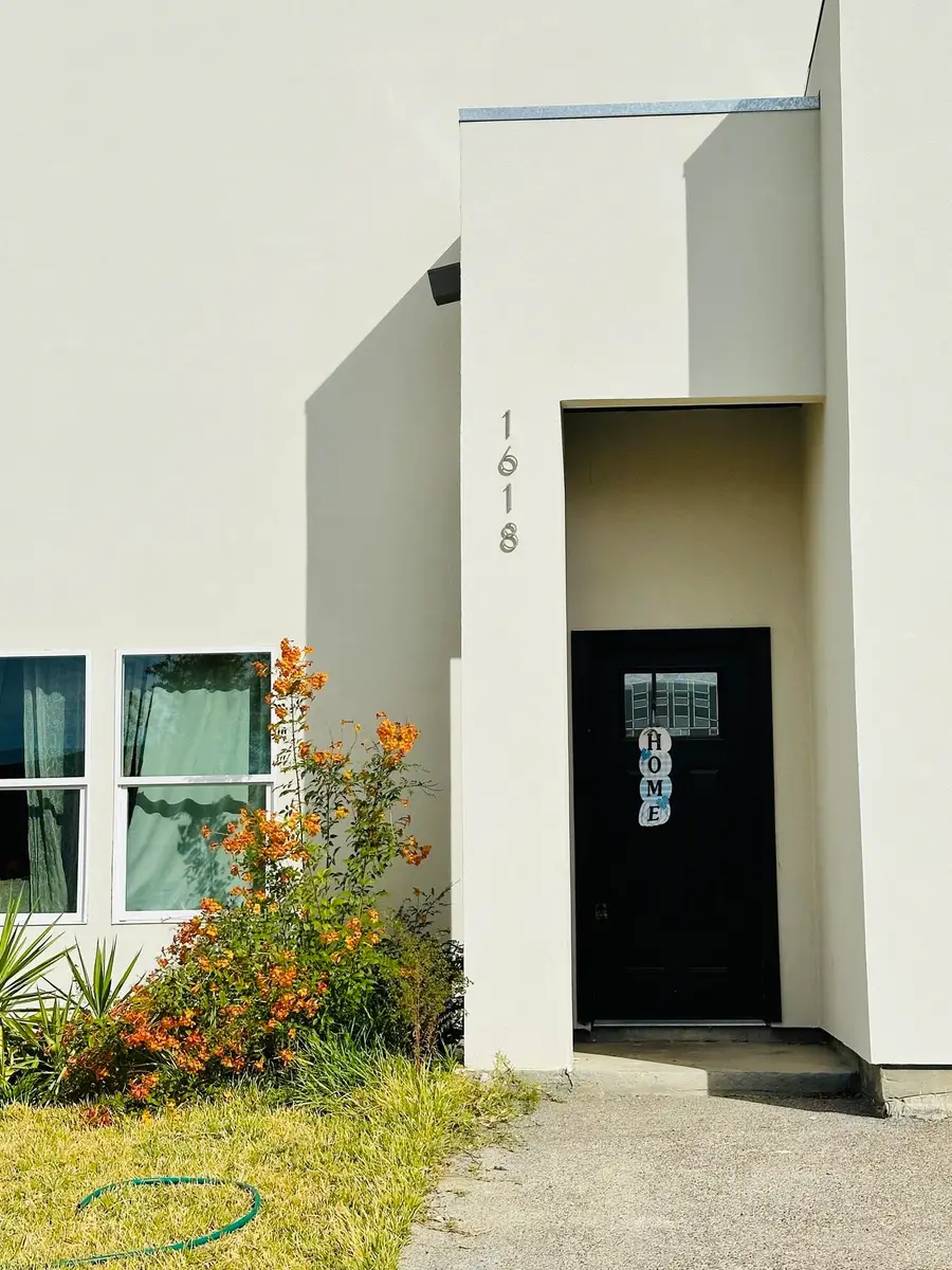 1618 Coba Dr., Laredo, TX 78046 - Image #3