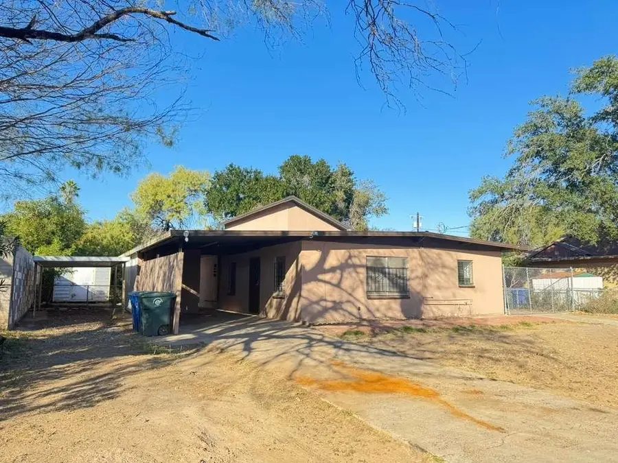 2108 Willow St, Laredo, TX 78043 - Image #2