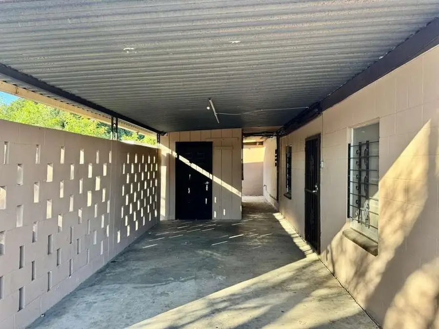 2108 Willow St, Laredo, TX 78043 - Image #3