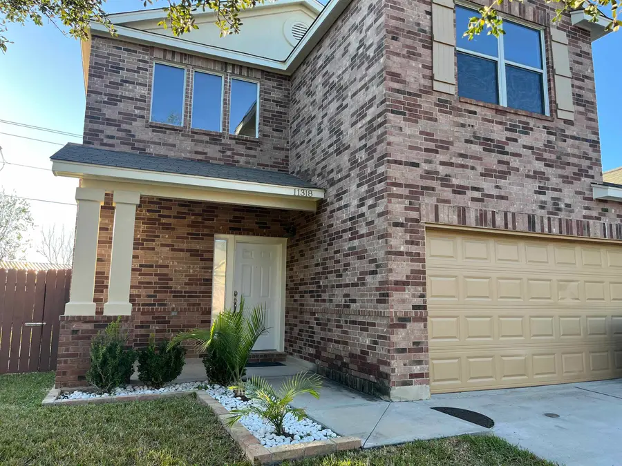 11318 Granados St, Laredo, TX 78045-6525 - Image #2