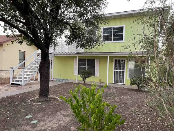 1310 McClelland Ave, Laredo, TX 78040