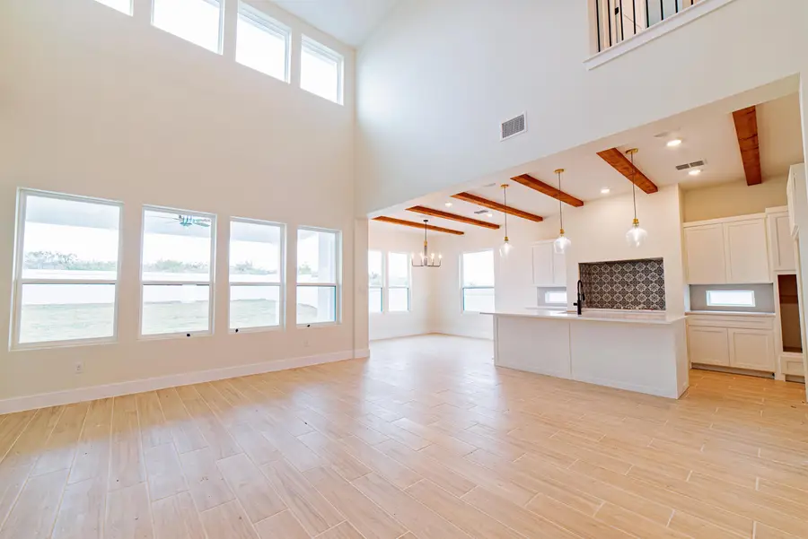 4404 Victory Dr., Laredo, TX 78041 - Image #3