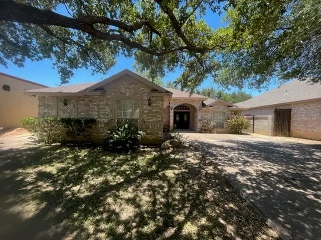 438 St Croix Dr, Laredo, TX 78045 - Image #2