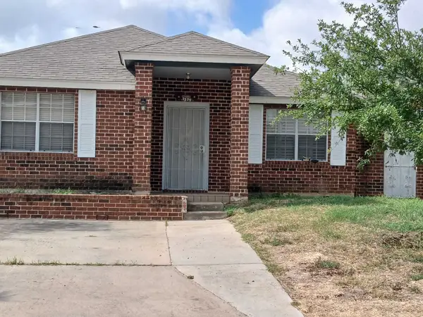 1239 Brown Dr, Laredo, TX 78045-8333