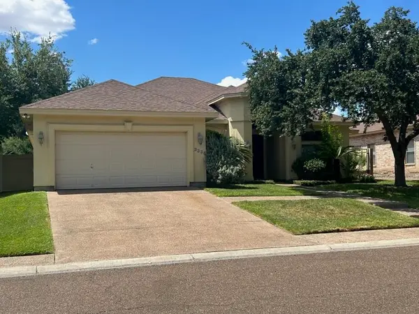 3335 Hagen Lp, LAREDO, TX 78045