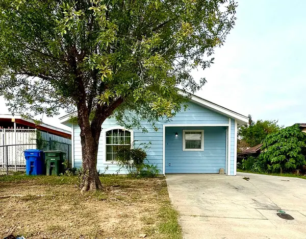 2908 Green St, Laredo, TX 78043