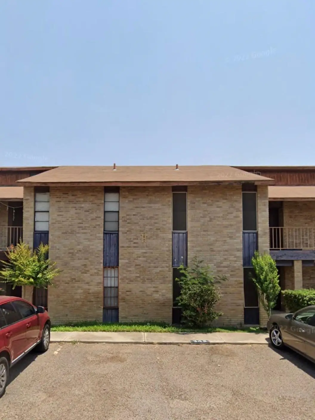 100 E Aurora St, Laredo, TX 78041 - Image #1