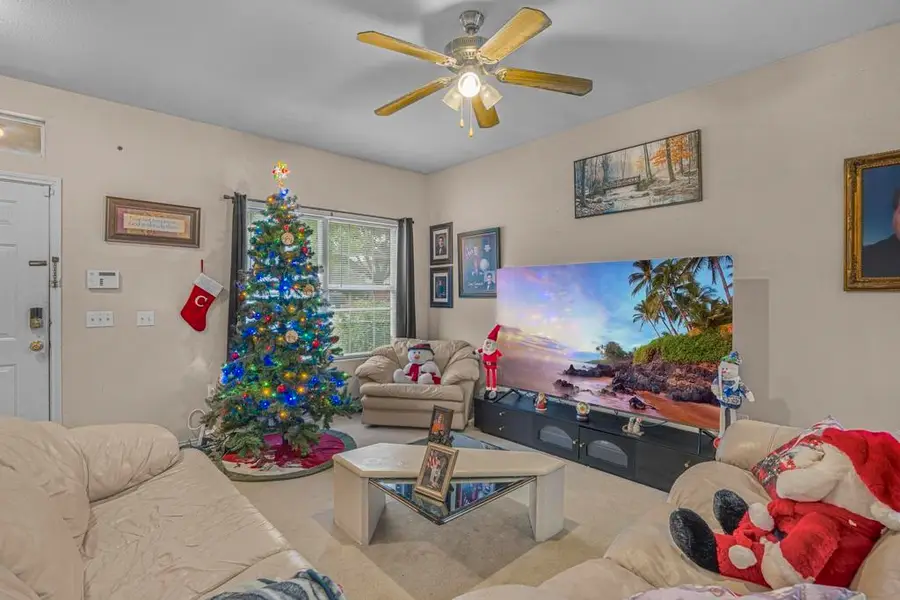 1718 Denmark Ln, Laredo, TX 78045 - Image #3