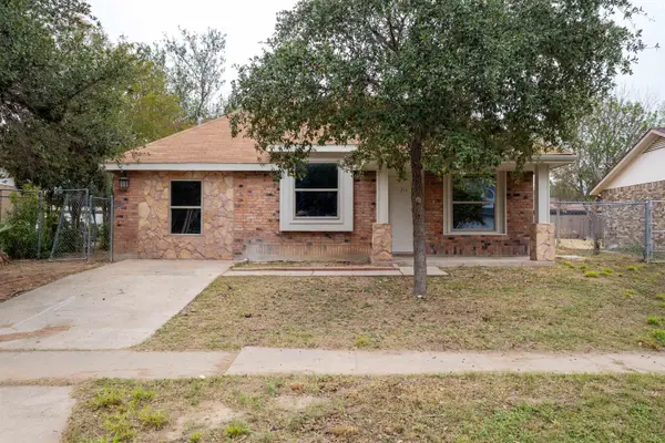 211 River Bank Dr, Laredo, TX 78045