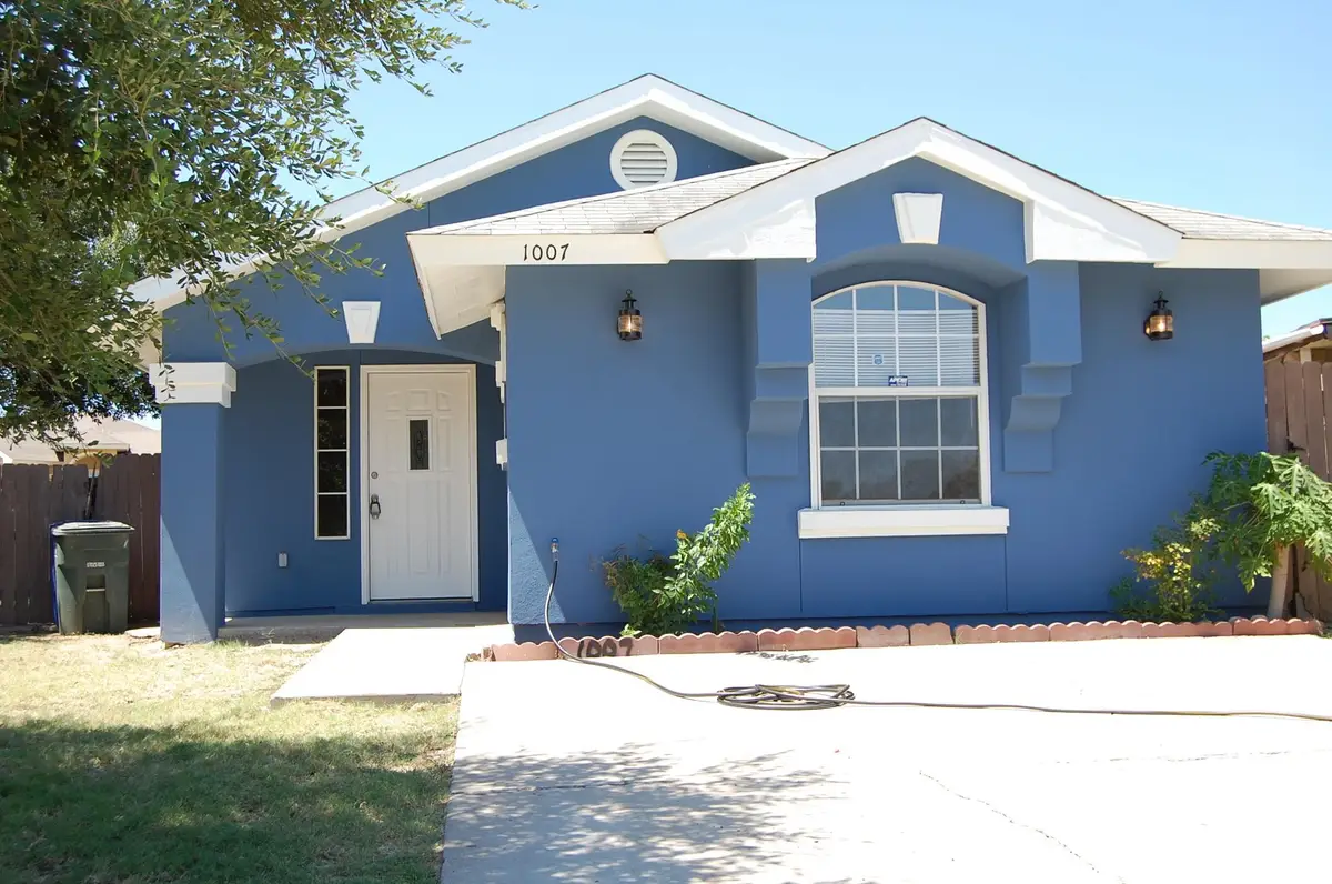 1007 Warren Ave, Laredo, TX 78046 - Image #1