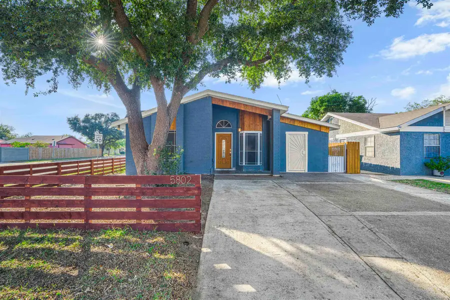 5802 Gale Ct, Laredo, TX 78041 - Image #2