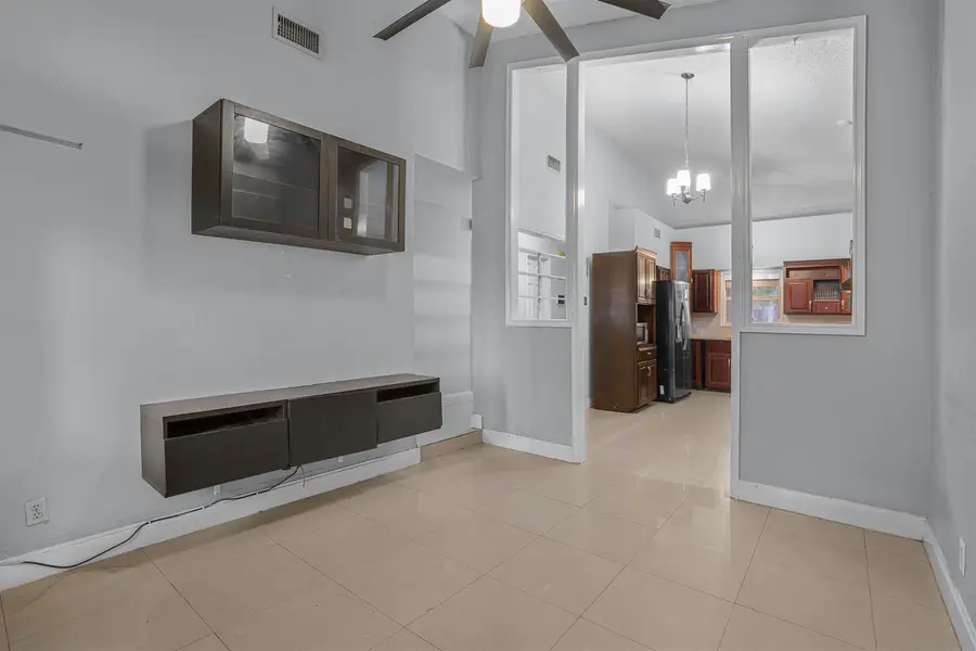 5802 Gale Ct, Laredo, TX 78041 - Image #3