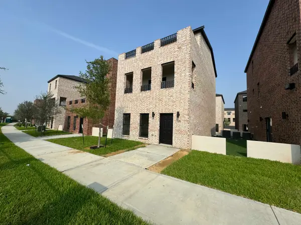 210 Veracruz Dr., Laredo, TX 78045