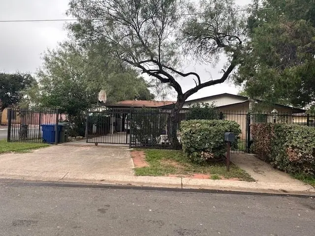 1702 Cortez St, Laredo, TX 78043 - Image #1