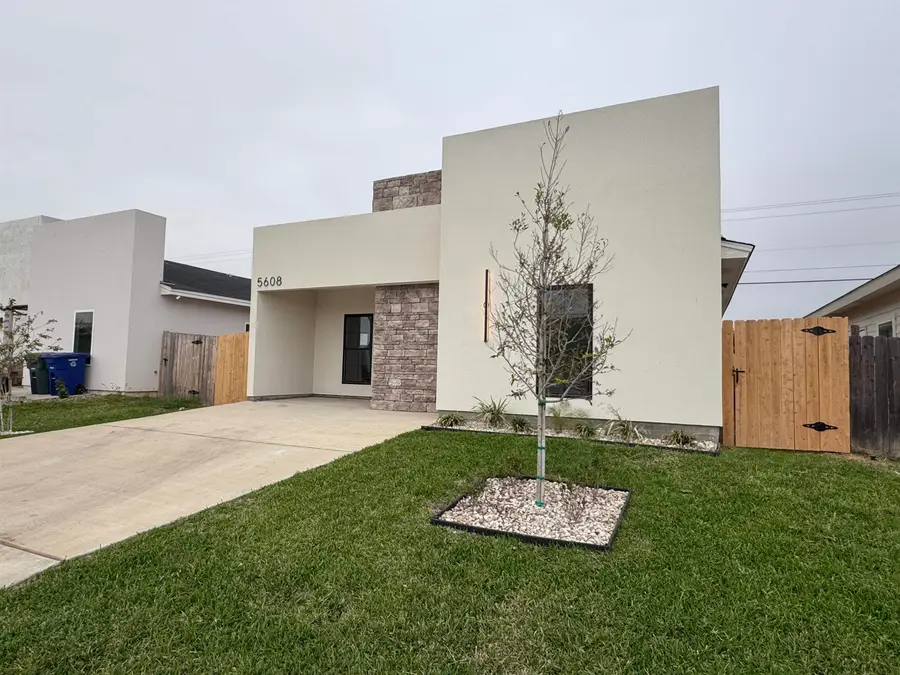 5608 Moses Lp., Laredo, TX 78046 - Image #3