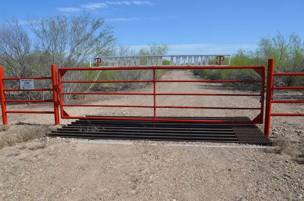 2397 Ranch Road 6092E, Laredo, TX 78046