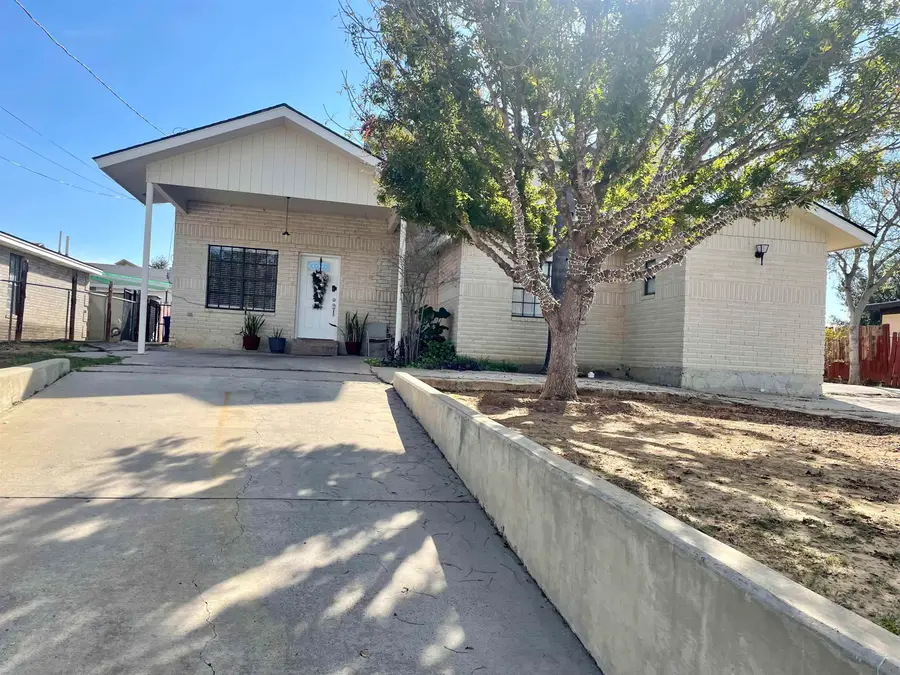 2815 Diaz St, Laredo, TX 78043 - Image #3