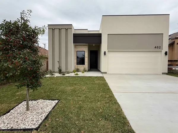 402 Soubirous Rd, Laredo, TX 78045