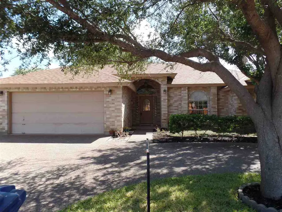 91 Live Oak Ave, Laredo, TX 78045 - Image #2