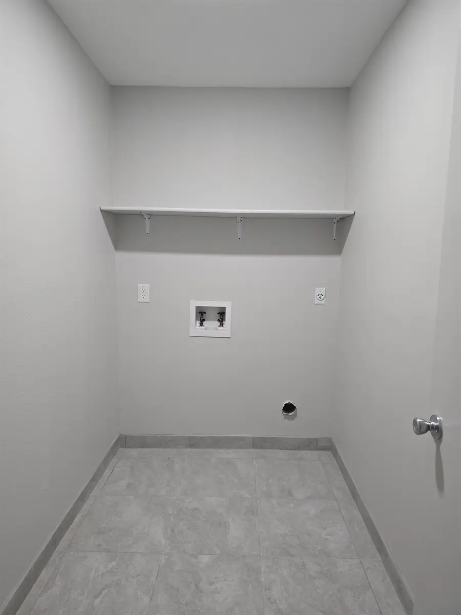 304 Maguey Dr, Laredo, TX 78041 - Image #3