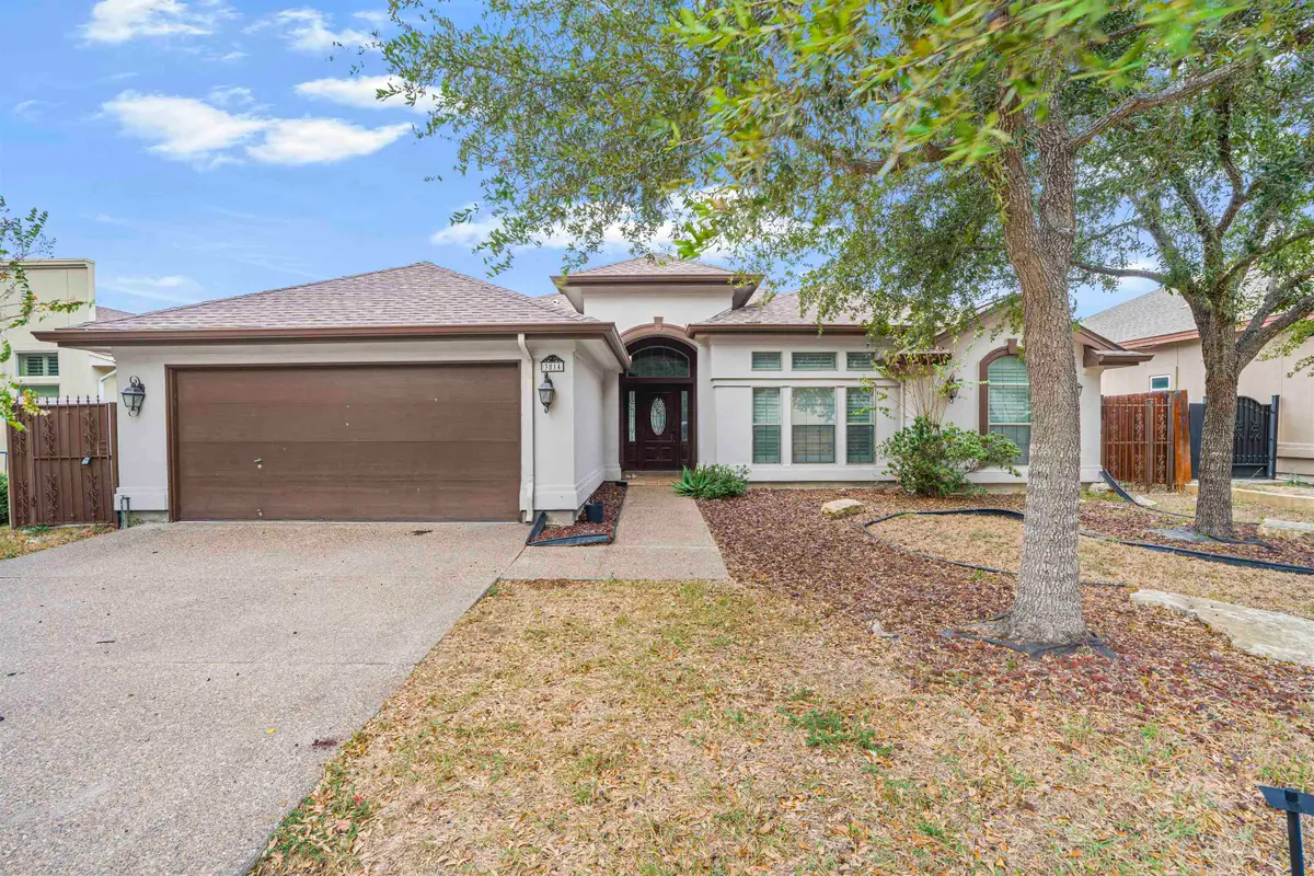 3814 Sandcliff Dr, Laredo, TX 78045 - Image #1