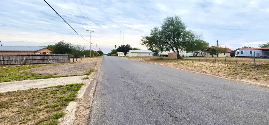 1602 Zapata Ave., Zapata, TX 78076 - Image #3