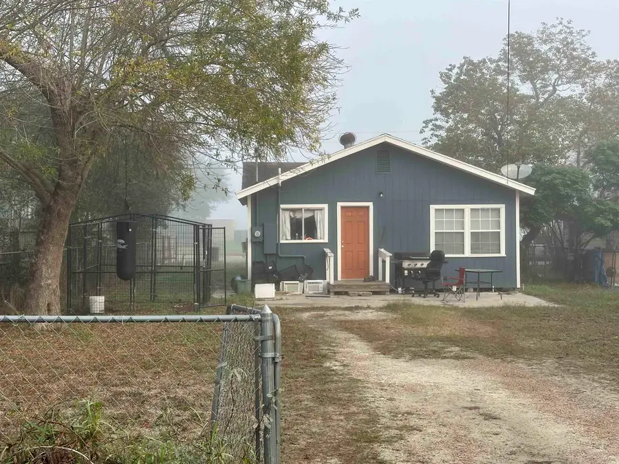 805 E Santa Gertrudis, Kingsville, TX 78363 - Image #3