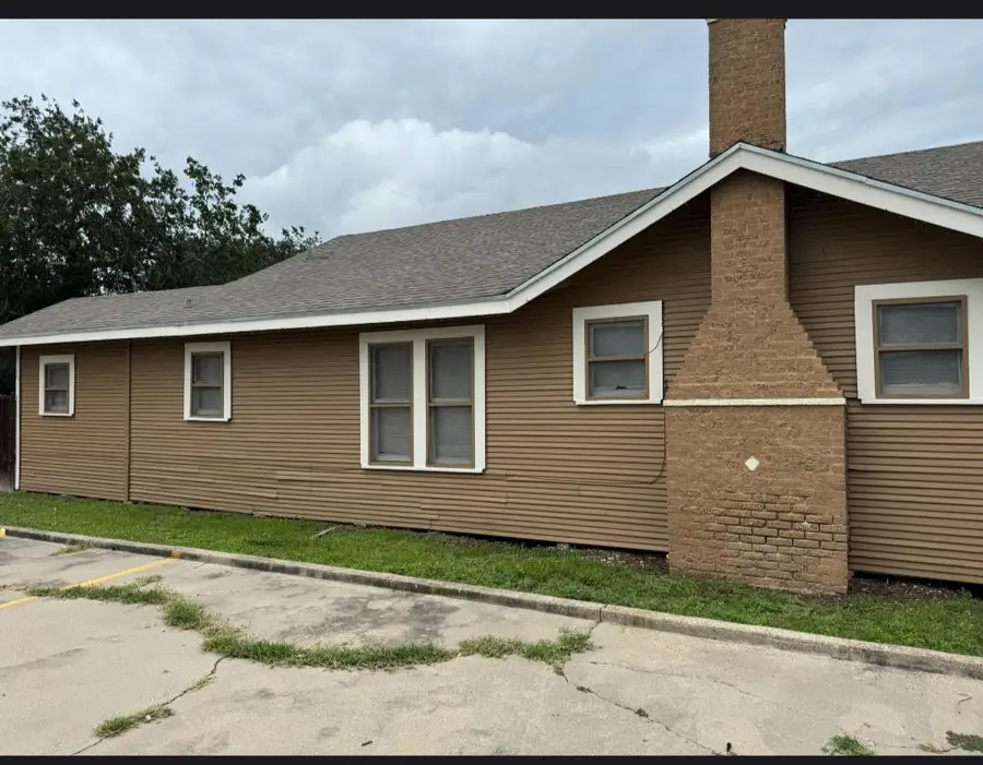 330 W Richard Ave., Kingsville, TX 78363 - Image #3