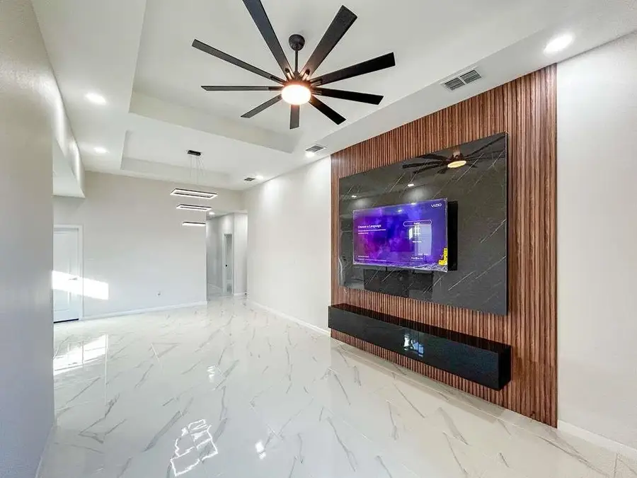 1526 Cincho St., Laredo, TX 78046 - #2