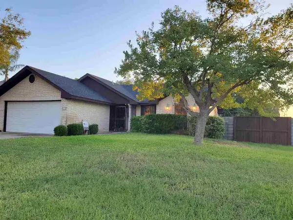 8634 Puerto Viejo, LAREDO, TX 78045