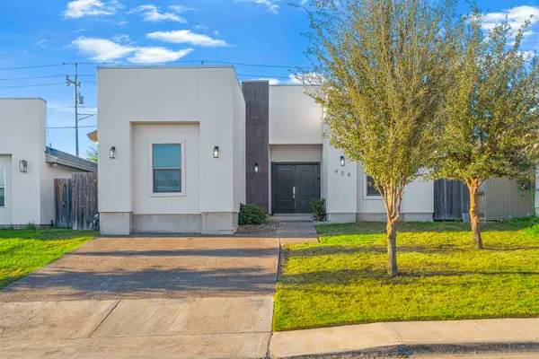 908 La Muralla St, laredo, TX 78046