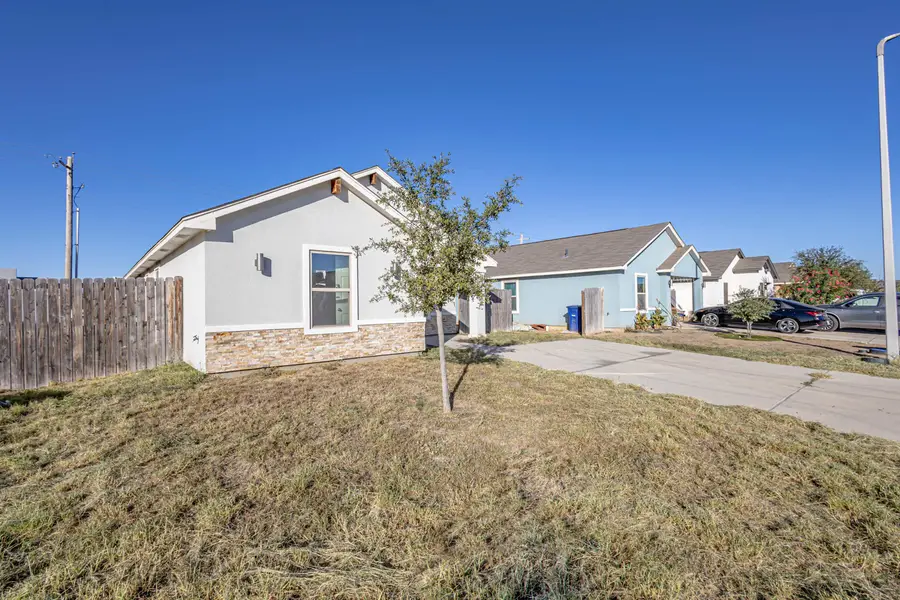 1508 Tesis Dr., Laredo, TX 78046 - Image #2