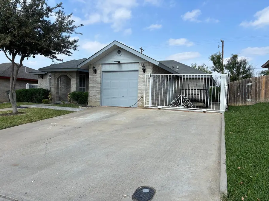 3710 Pine St, Laredo, TX 78046 - Image #2