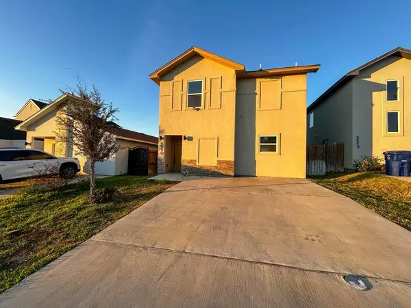 3510 Joaquin Ponce, laredo, TX 78046