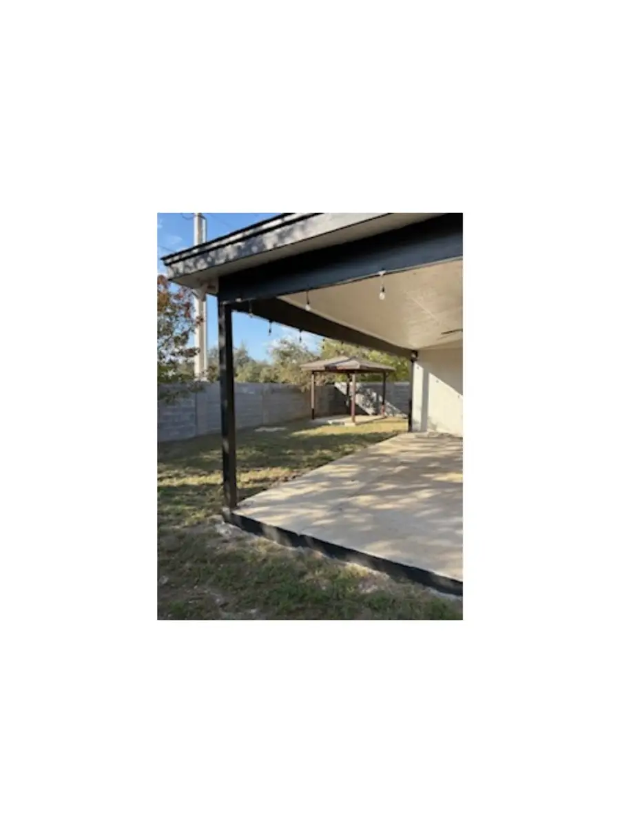 2024 Lima Lp, Laredo, TX 78045-6421 - Image #2