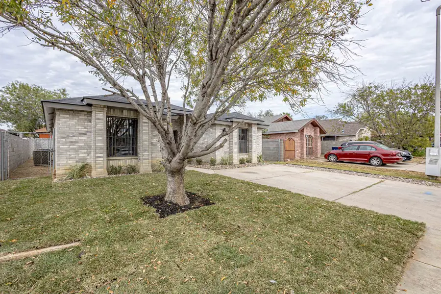 4312 Patriot Dr, Laredo, TX 78046 - Image #3