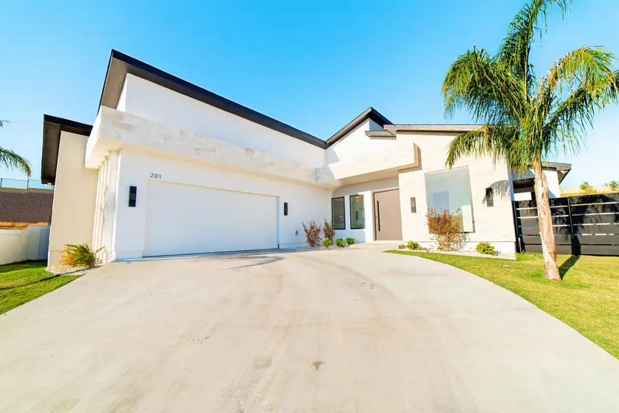 201 Sorella Loop, Laredo, TX 78045 - Image #2