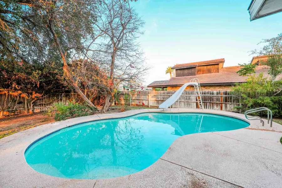 1518 Palmer Dr, Laredo, TX 78045 - Image #3